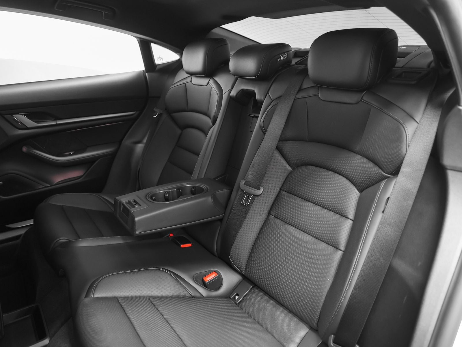 2025 Porsche Taycan Taycan 4