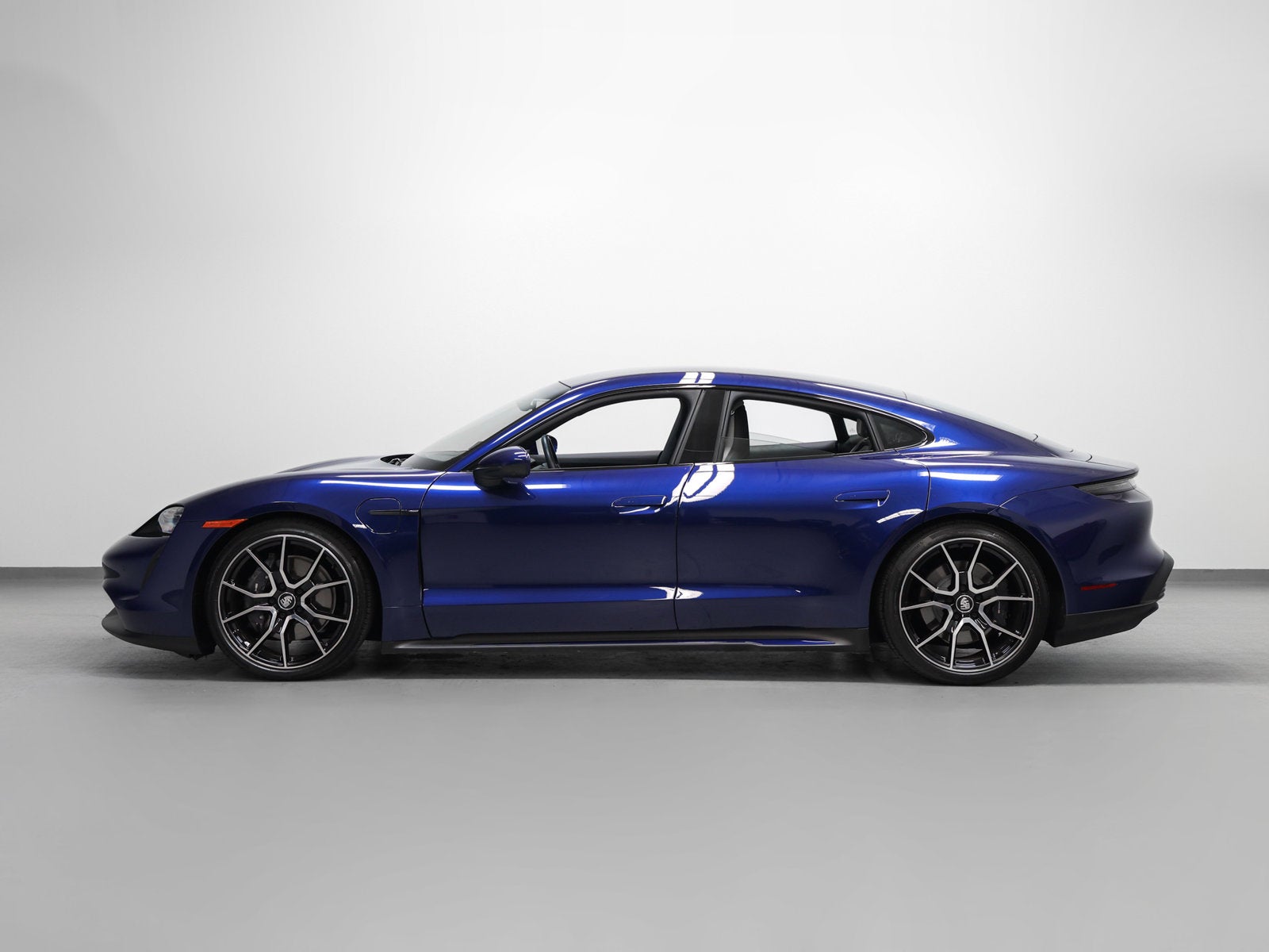 2024 Porsche Taycan Base
