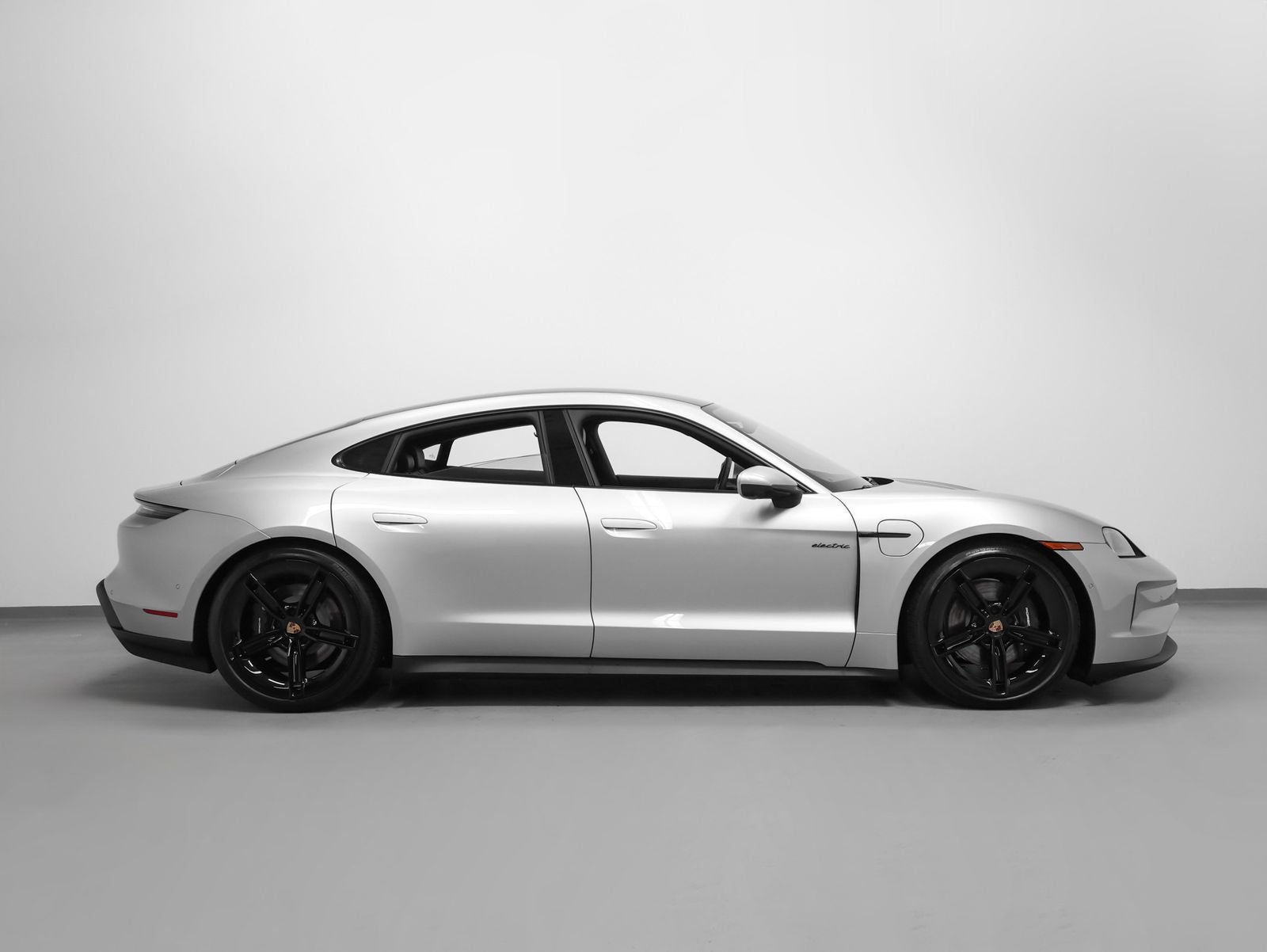 2026 Porsche Taycan Base