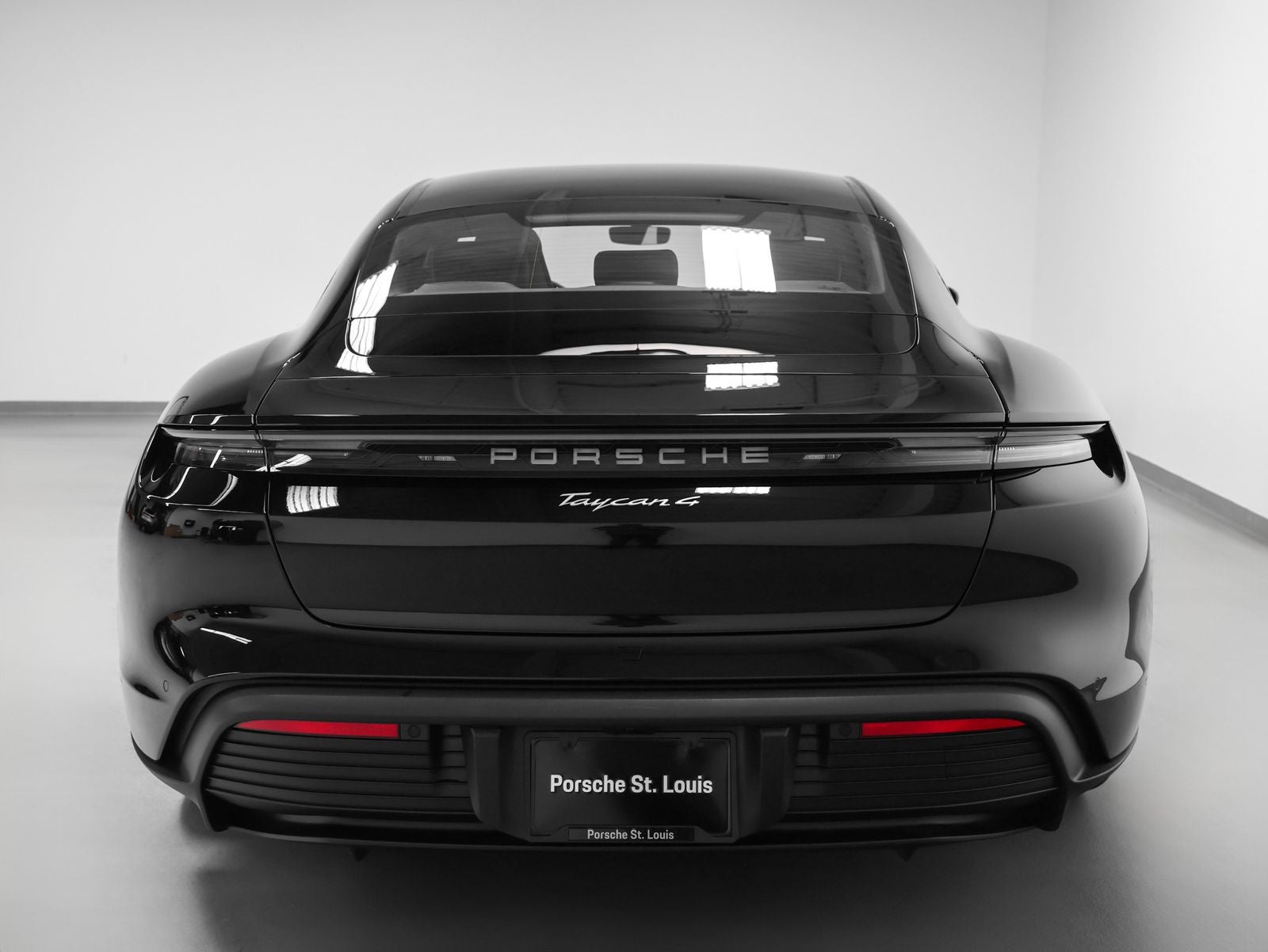 2026 Porsche Taycan 4