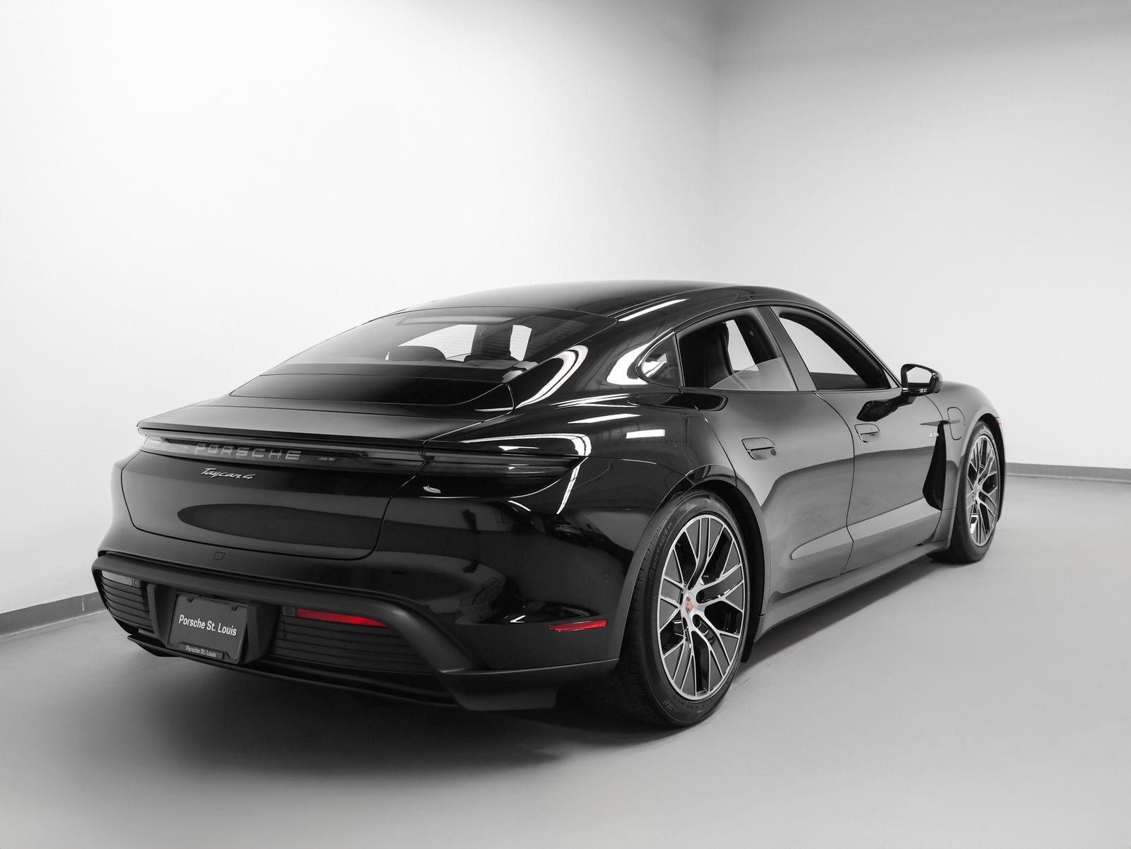 2026 Porsche Taycan 4