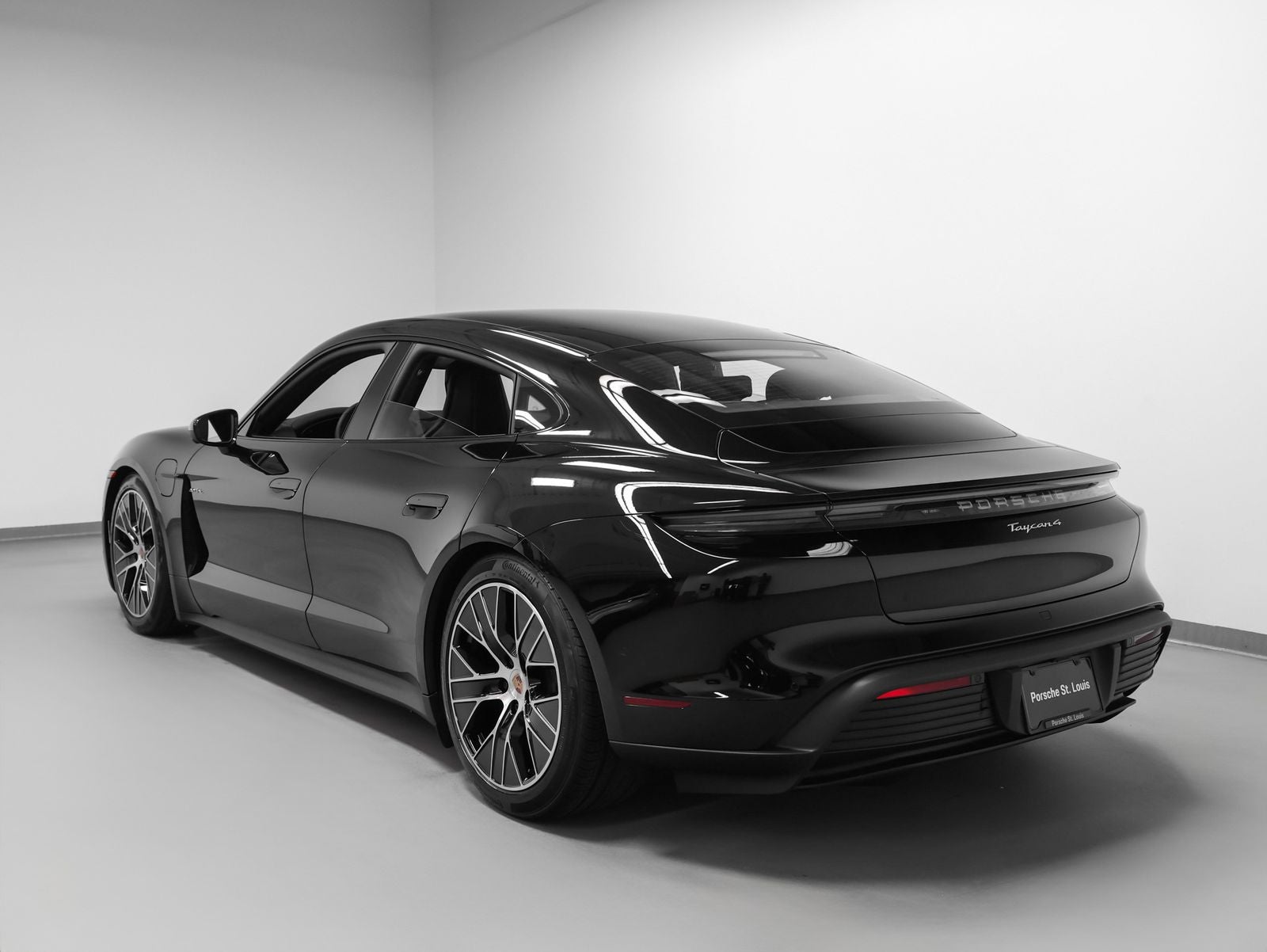 2026 Porsche Taycan 4