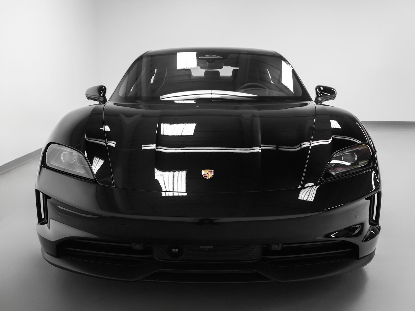 2026 Porsche Taycan 4