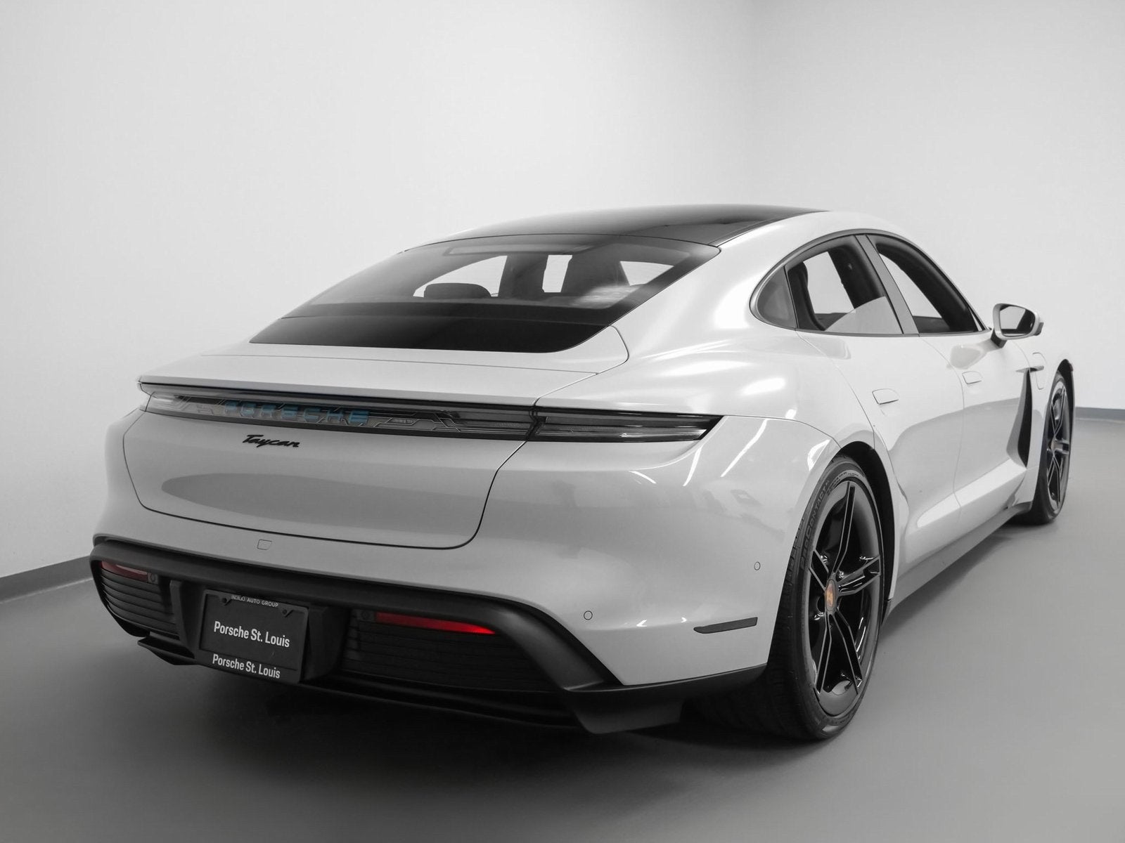2025 Porsche Taycan Taycan
