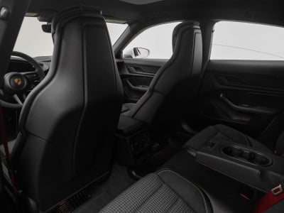 2025 Porsche Taycan Taycan