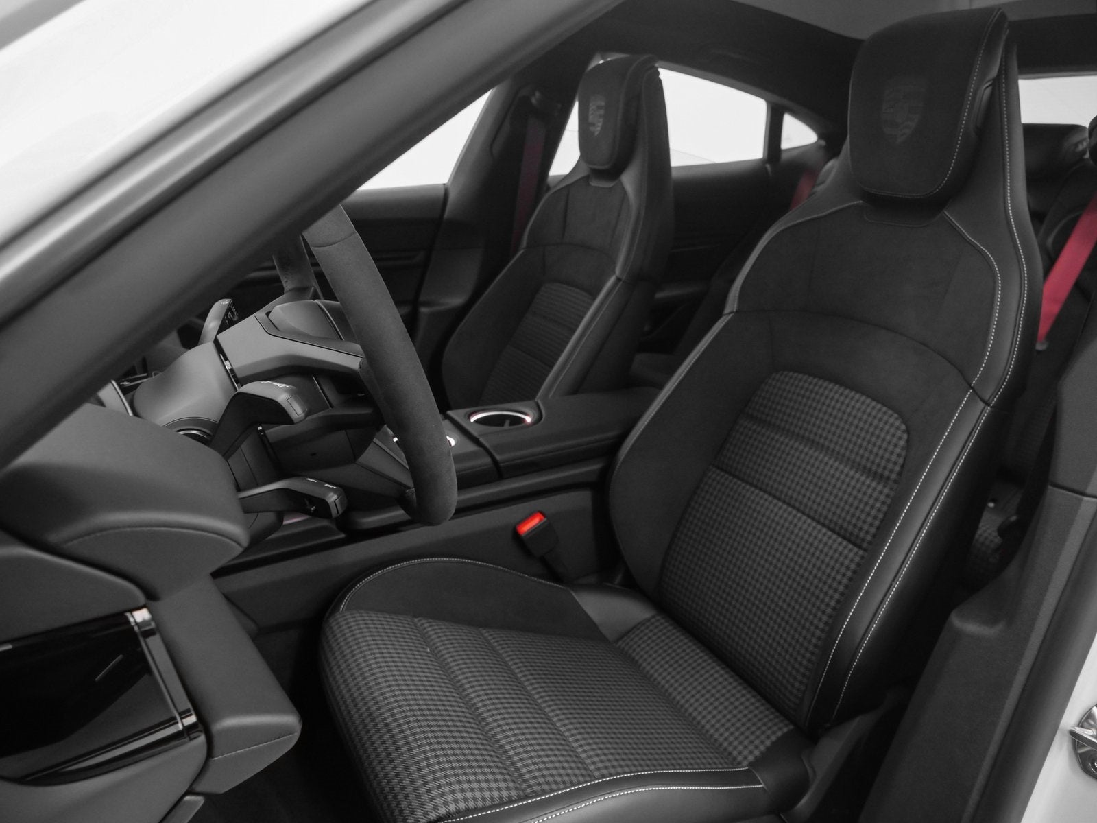 2025 Porsche Taycan Taycan