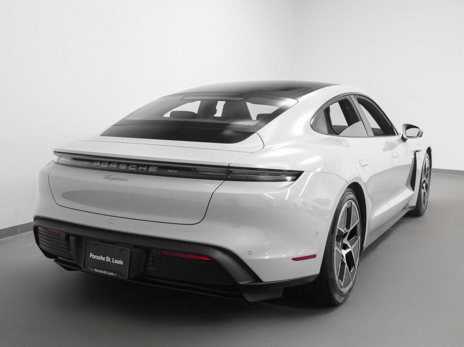 2025 Porsche Taycan Taycan