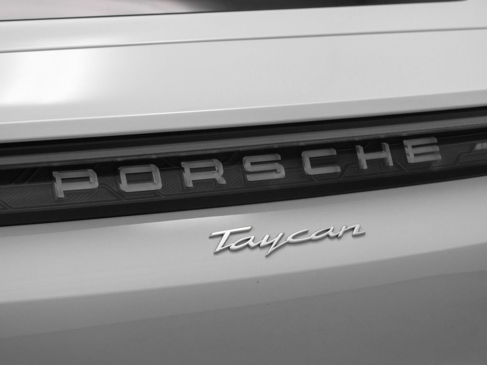 2025 Porsche Taycan Taycan