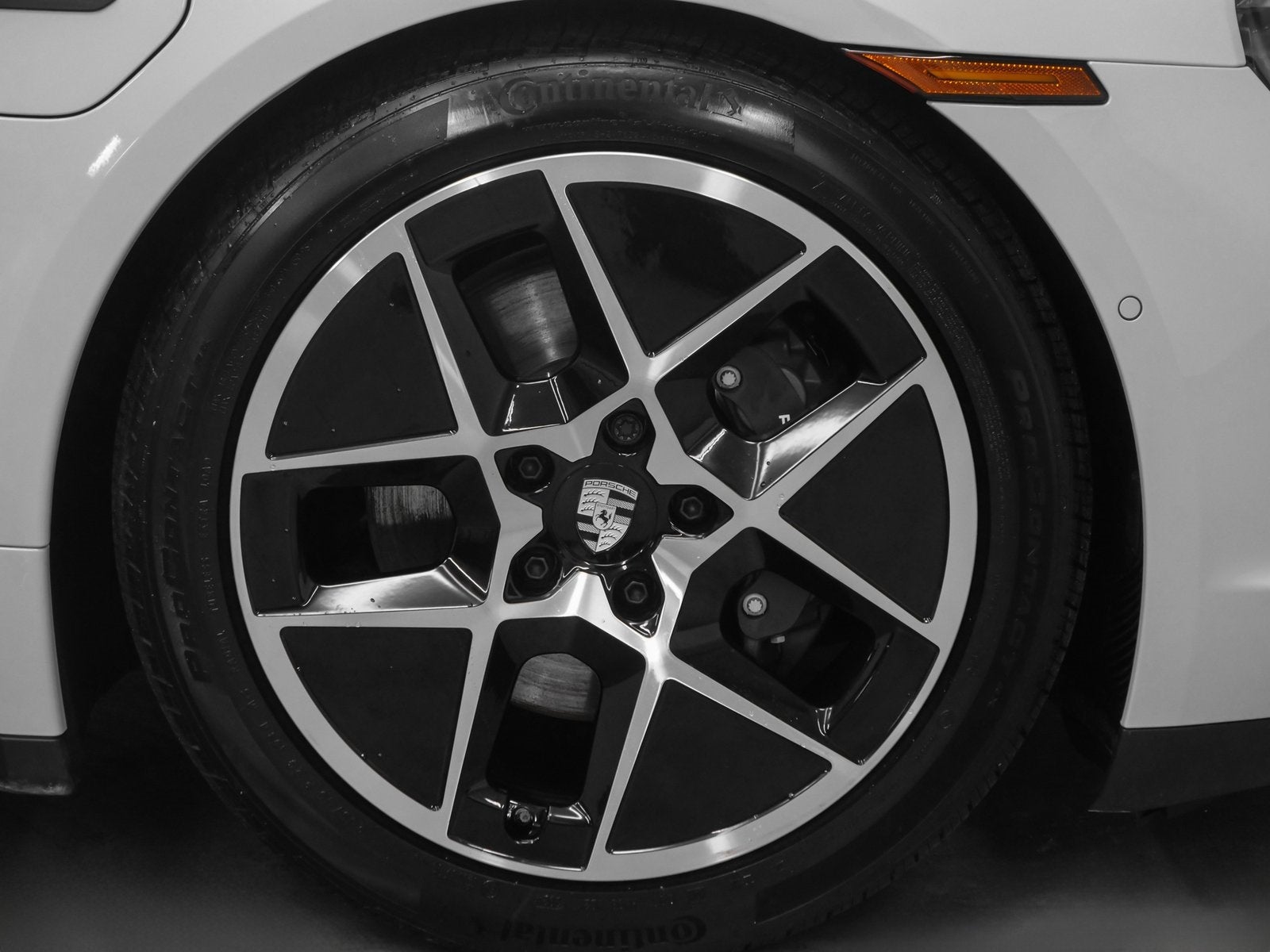 2025 Porsche Taycan Taycan