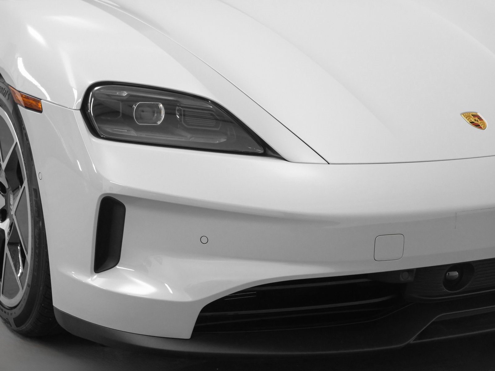 2025 Porsche Taycan Taycan