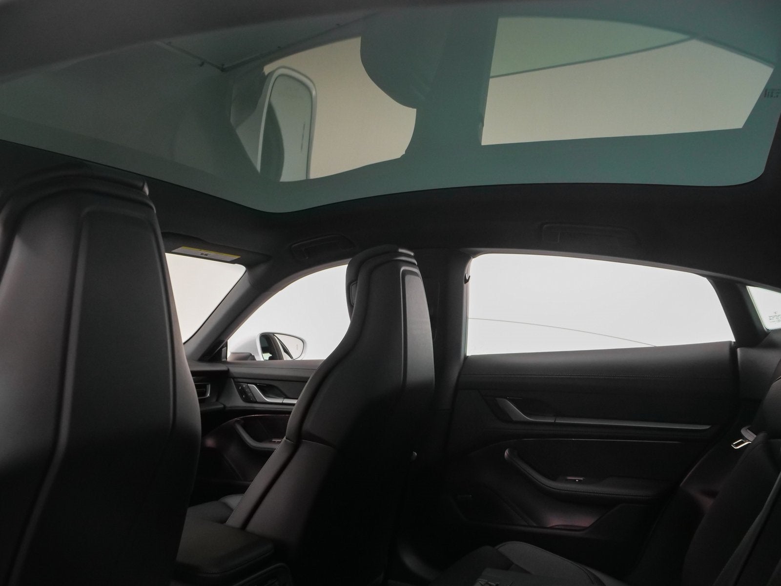 2025 Porsche Taycan Taycan