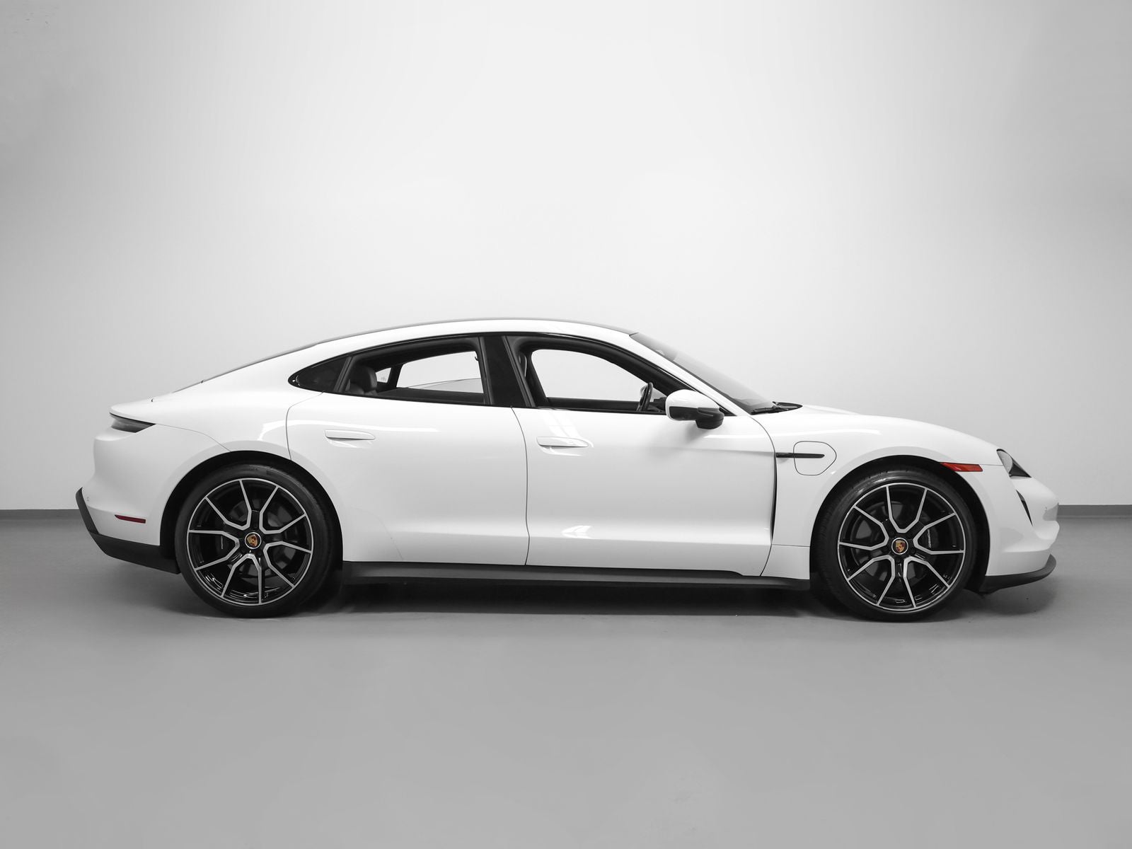2023 Porsche Taycan Taycan