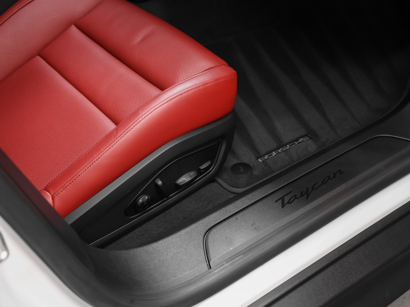 2023 Porsche Taycan Taycan (MY23)