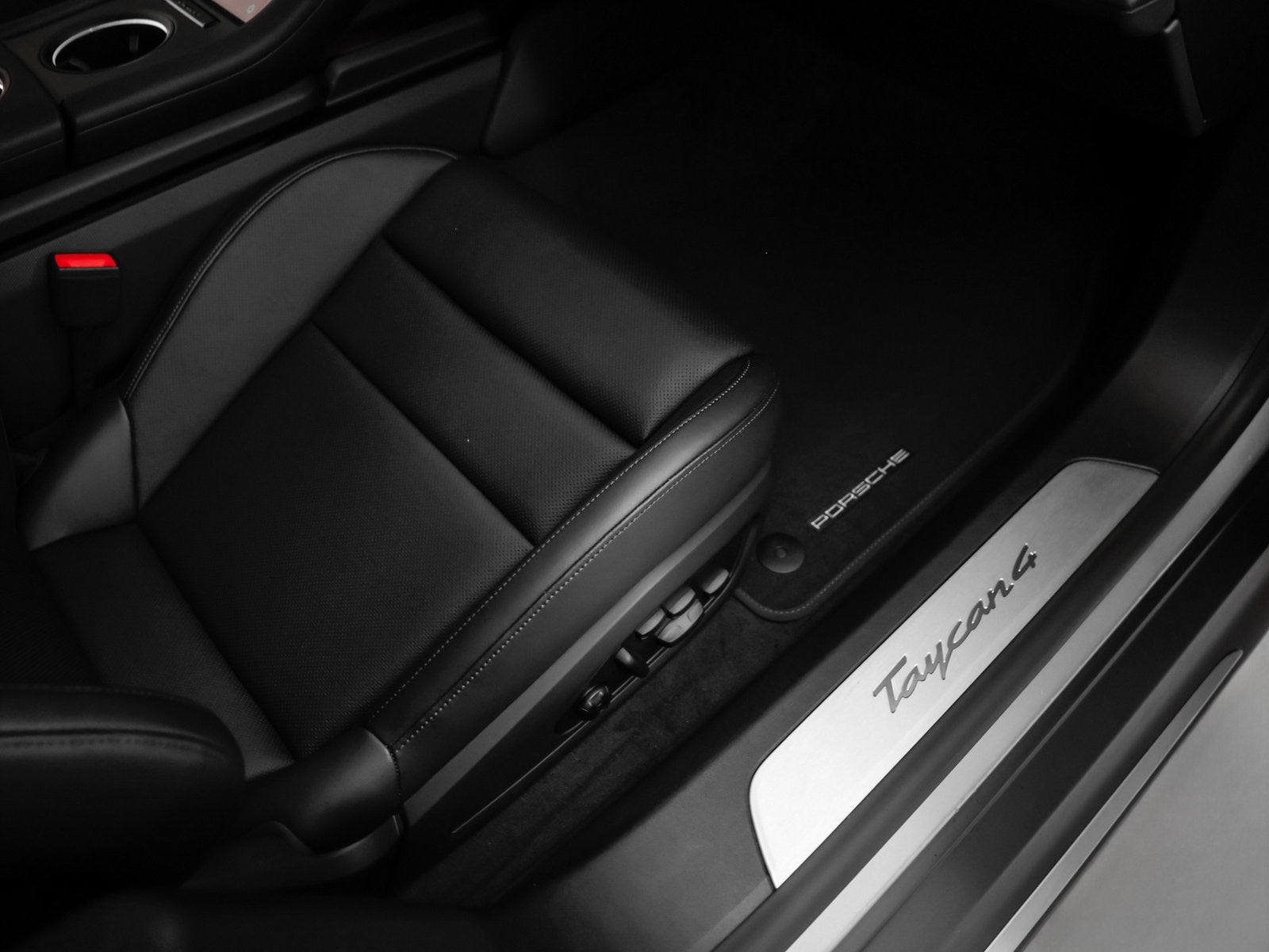 2025 Porsche Taycan Taycan 4
