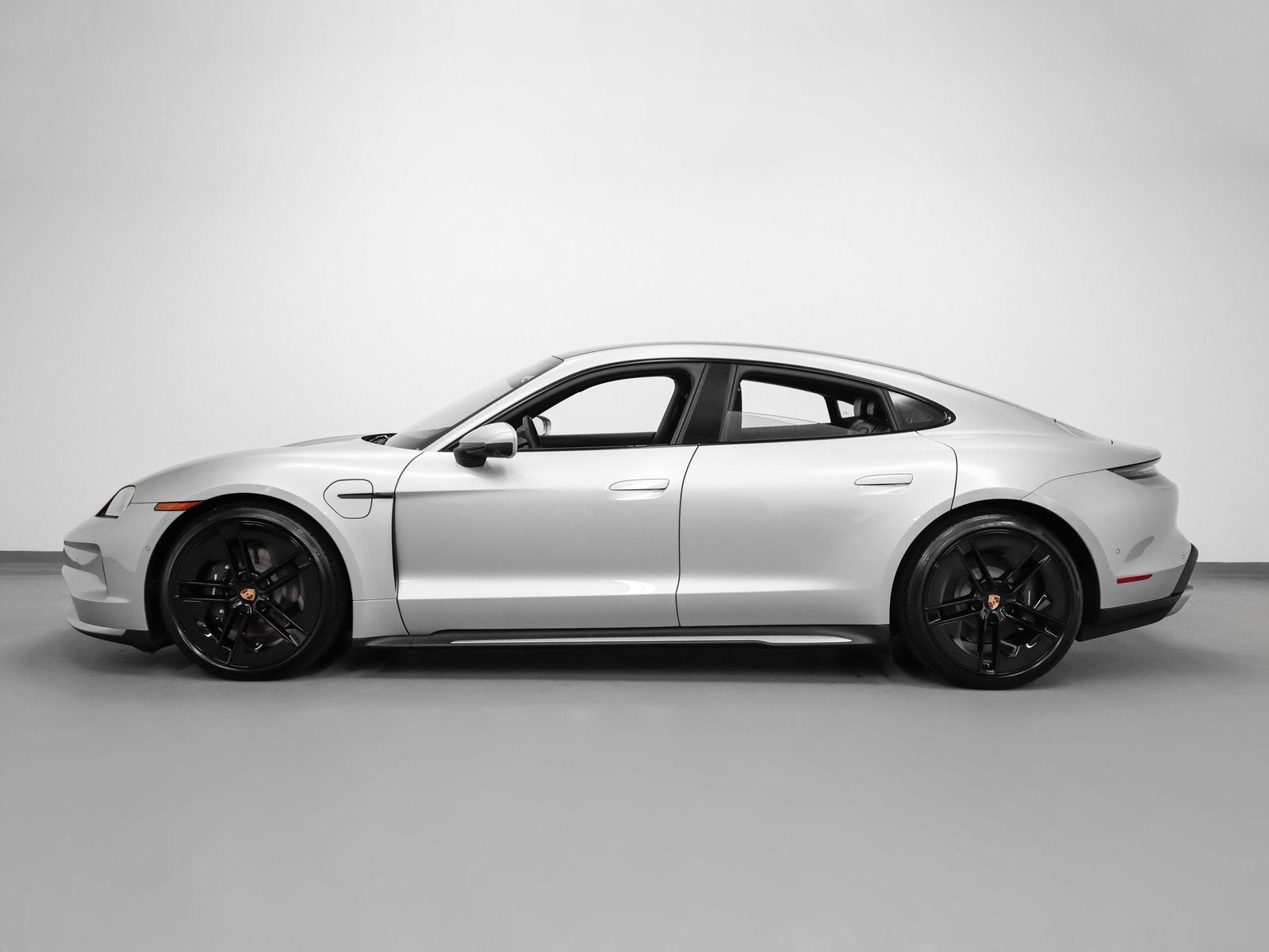 2025 Porsche Taycan Taycan 4