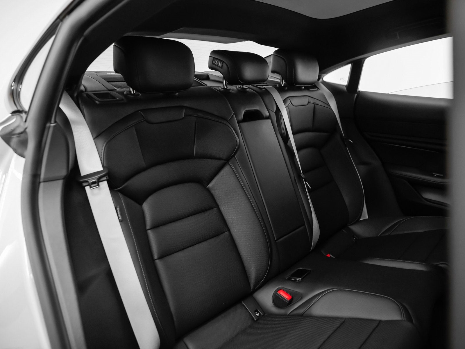 2025 Porsche Taycan Taycan 4