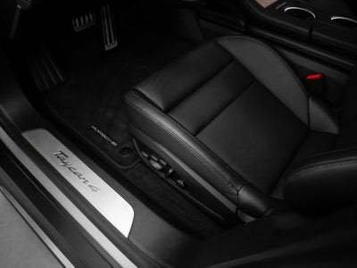 2025 Porsche Taycan Taycan 4