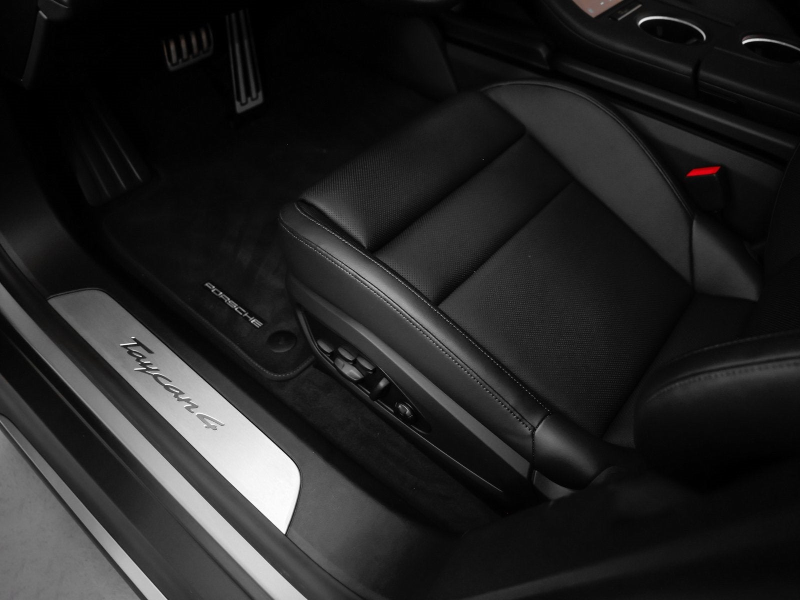 2025 Porsche Taycan Taycan 4