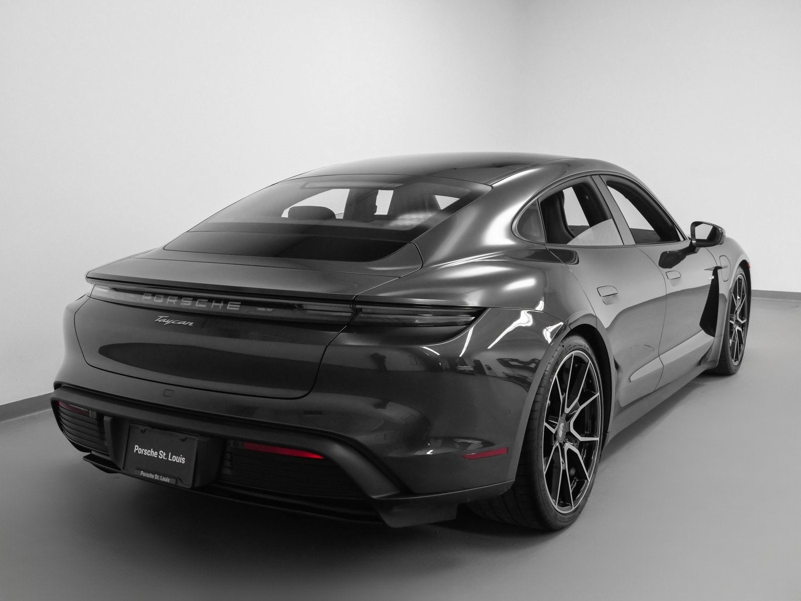 2025 Porsche Taycan Taycan