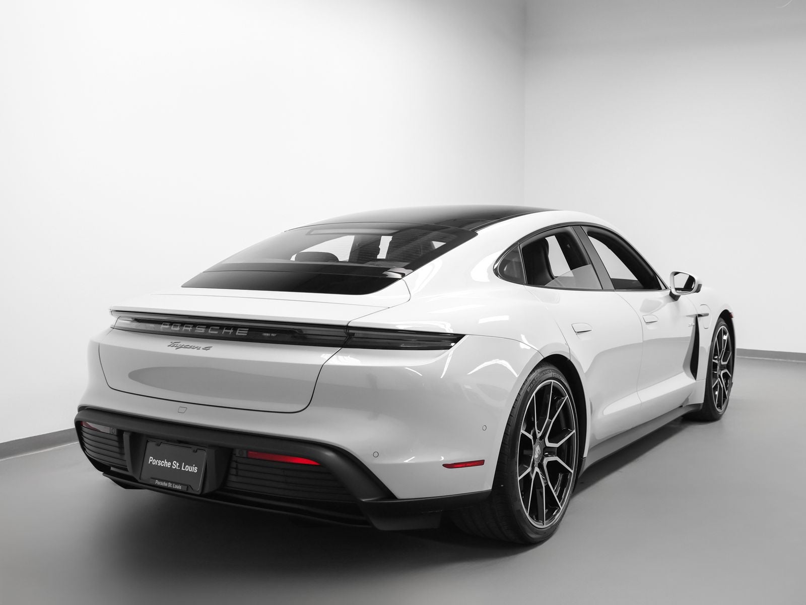 2026 Porsche Taycan 4