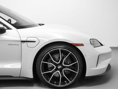 2026 Porsche Taycan 4