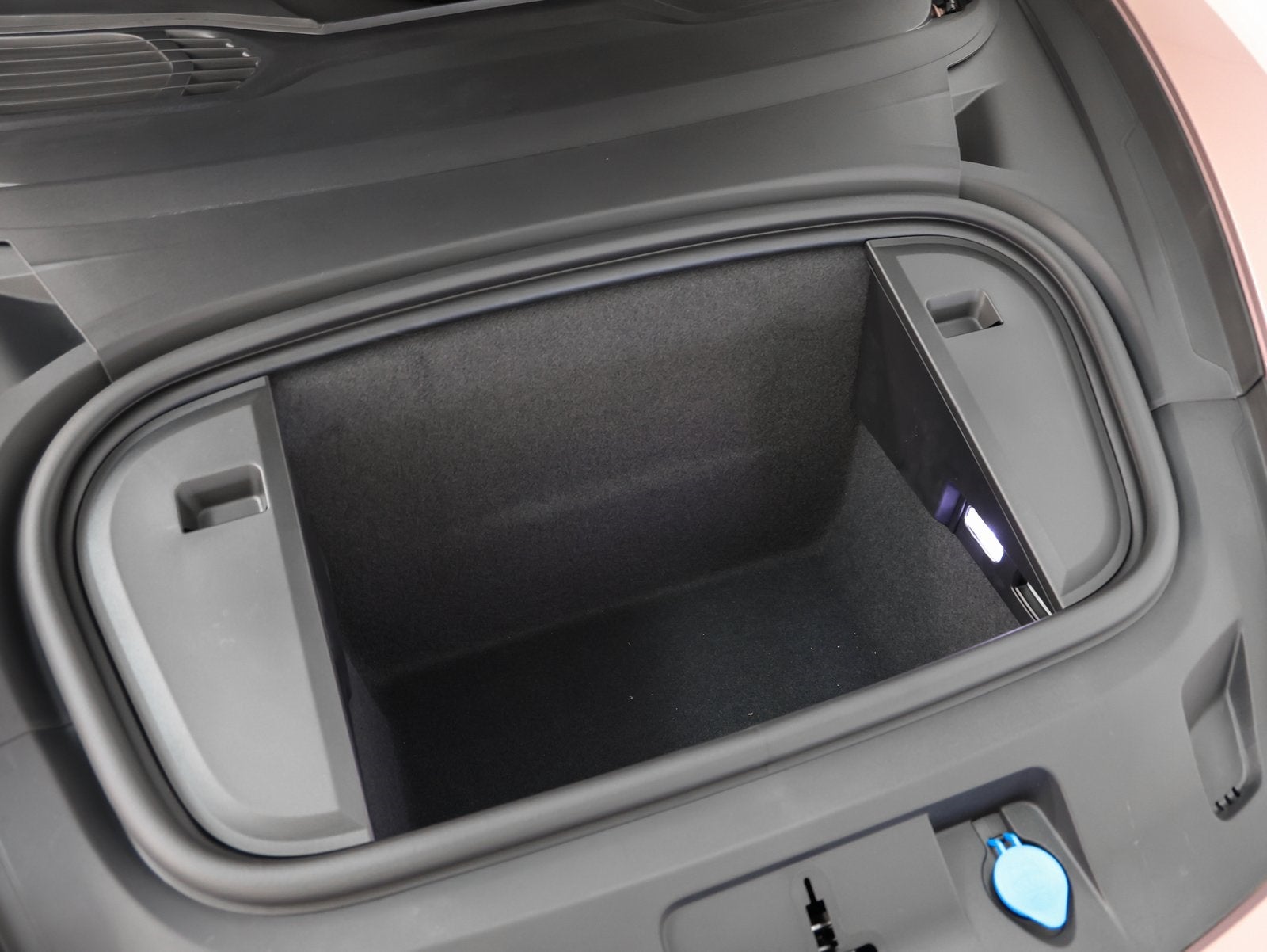 2025 Porsche Taycan Taycan 4