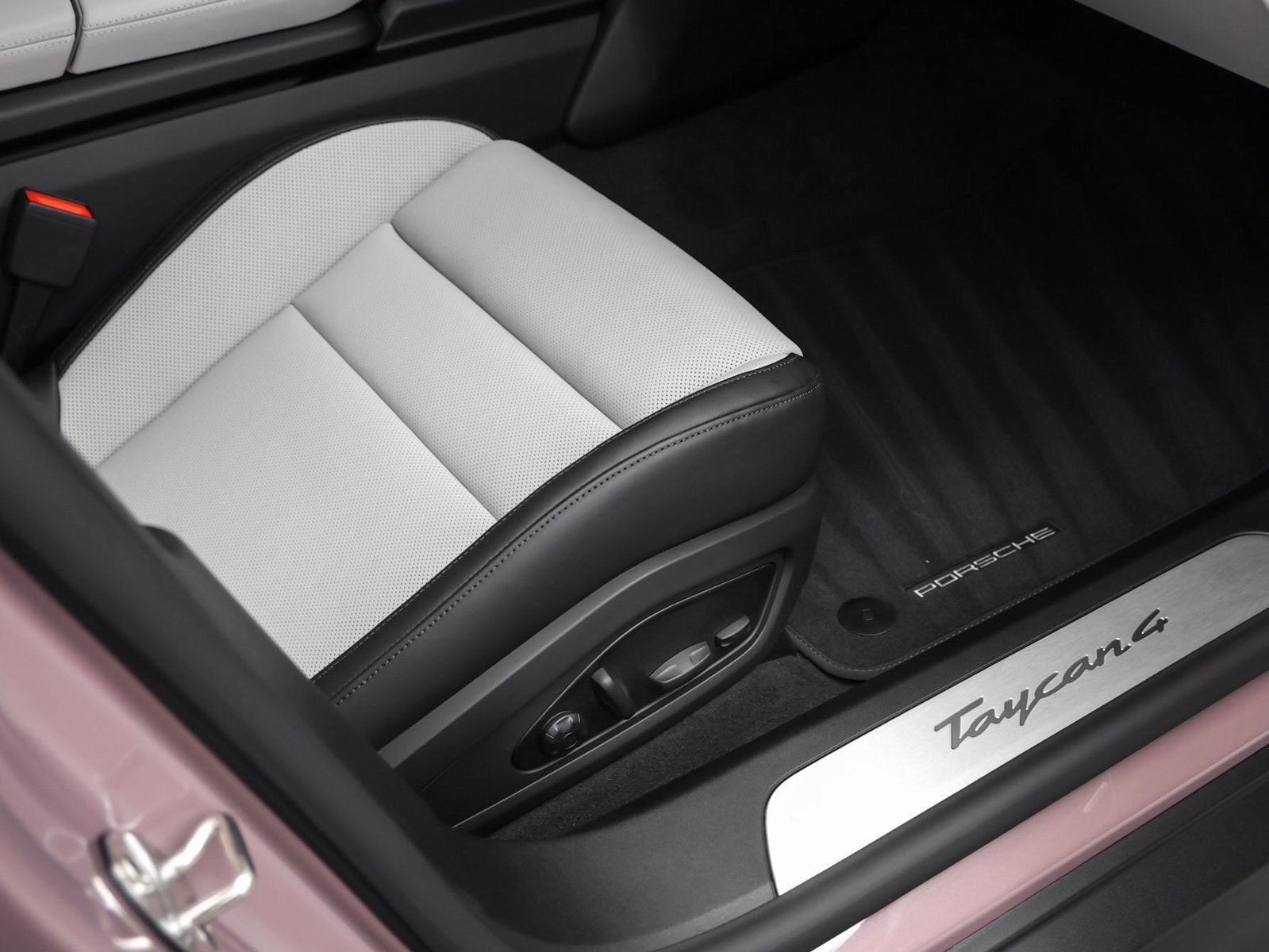 2025 Porsche Taycan Taycan 4