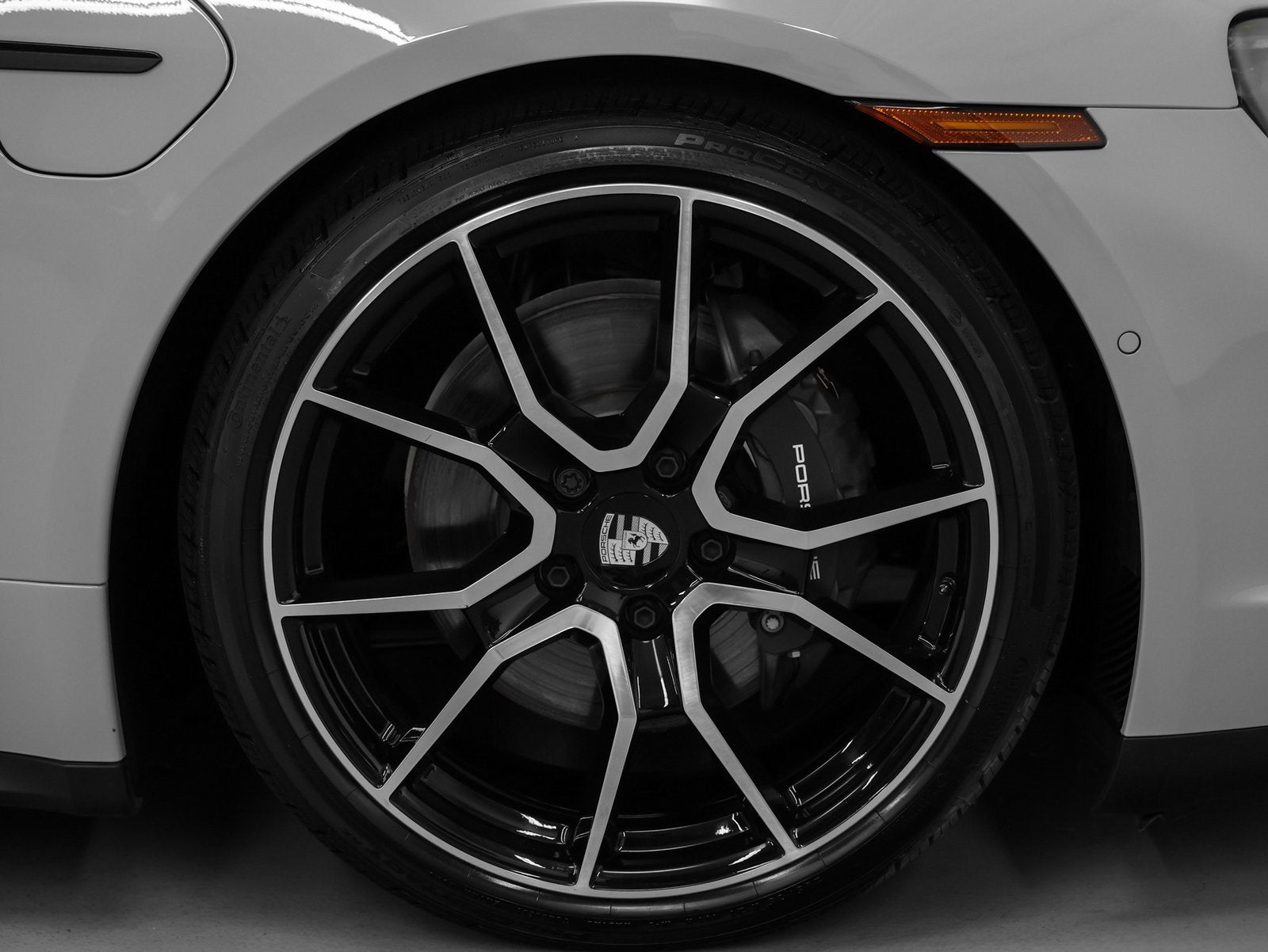 2025 Porsche Taycan Taycan