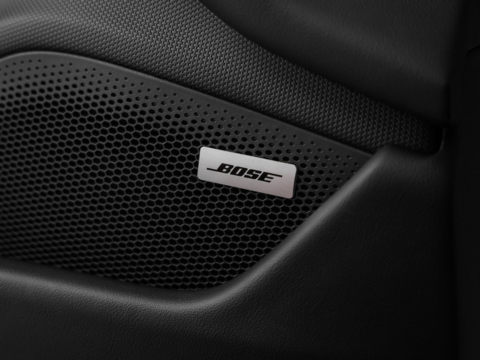 2025 Porsche Taycan Taycan