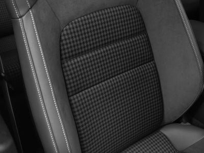 2025 Porsche Taycan Taycan 4