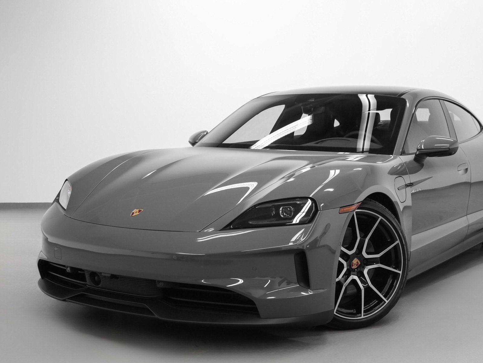 2025 Porsche Taycan Taycan 4