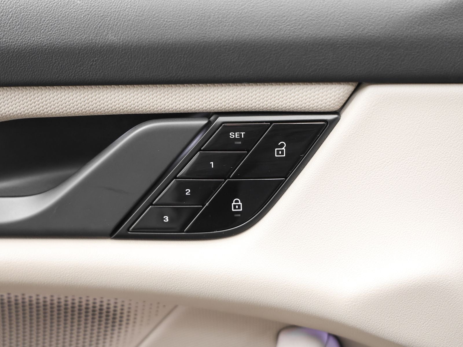 2021 Porsche Taycan Base