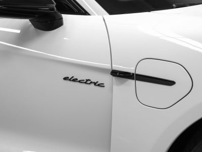 2026 Porsche Taycan Taycan 4 Black Edition