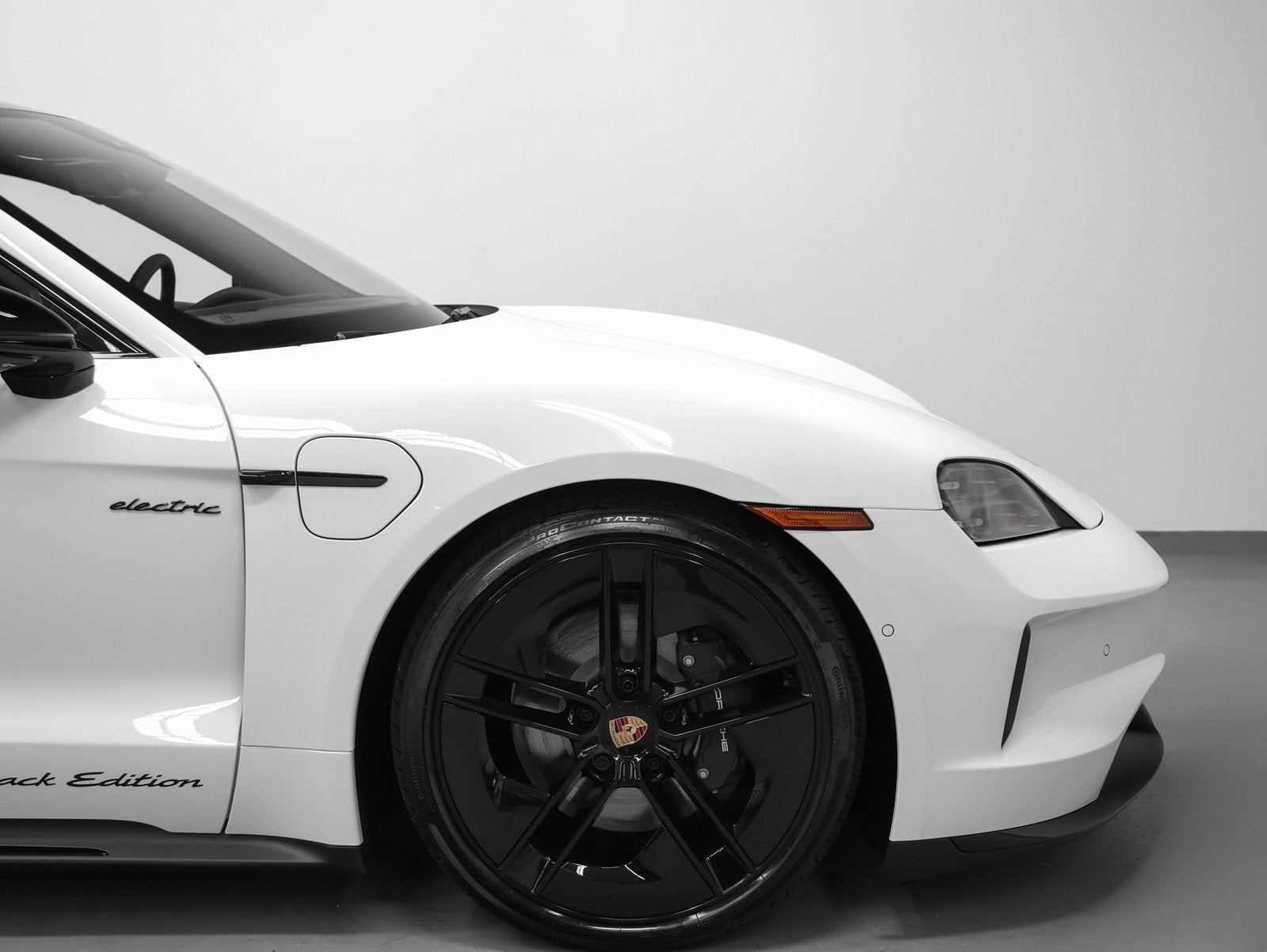 2026 Porsche Taycan Taycan 4 Black Edition