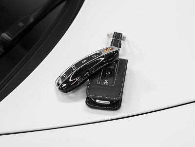 2026 Porsche Taycan Taycan 4 Black Edition