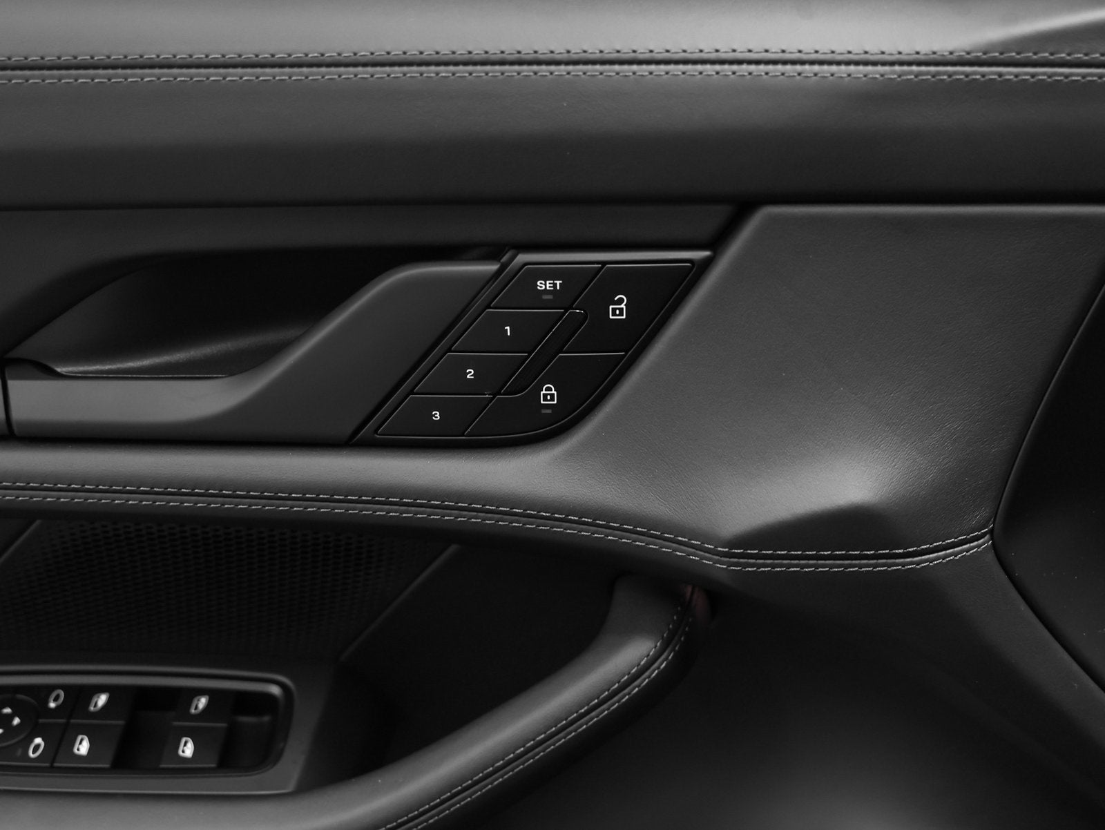 2026 Porsche Taycan Taycan 4 Black Edition