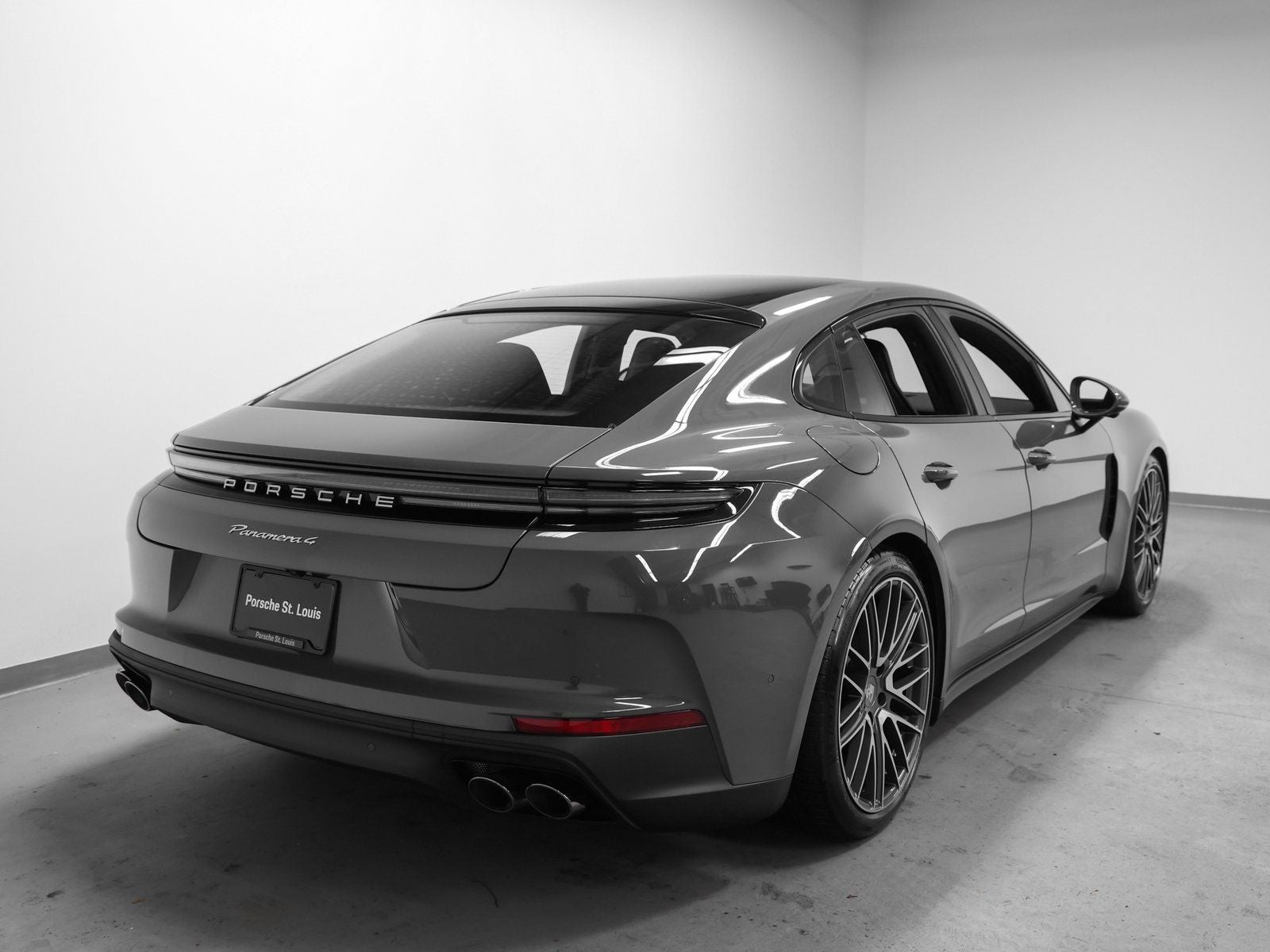 2026 Porsche Panamera Panamera 4