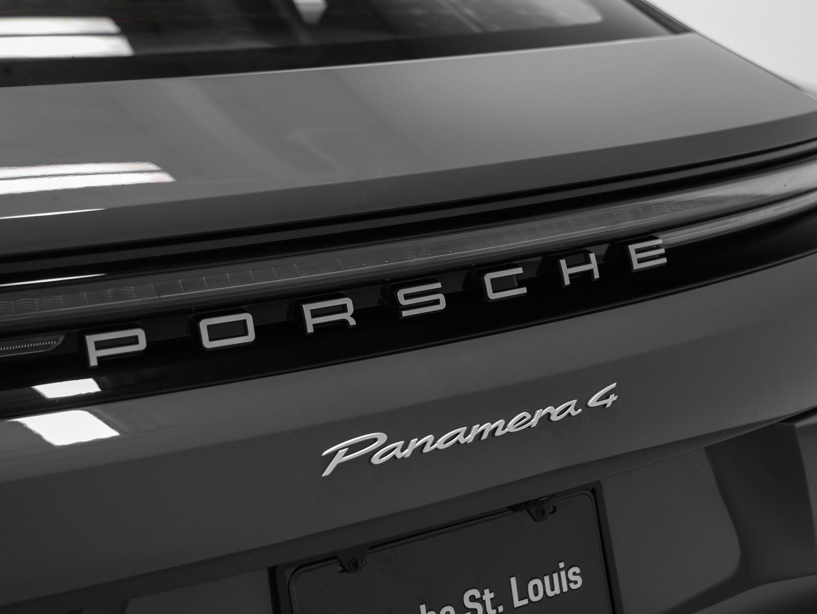 2026 Porsche Panamera Panamera 4