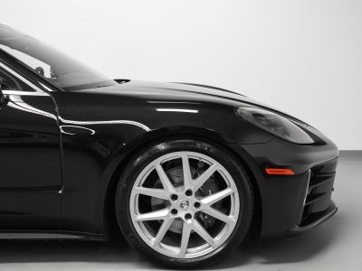 2026 Porsche Panamera Panamera 4