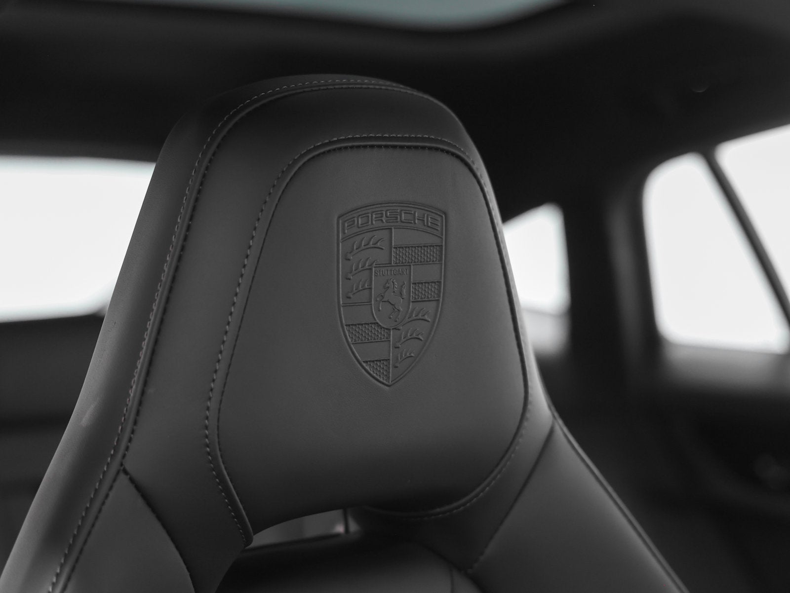 2025 Porsche Panamera 4