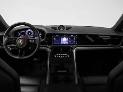 2025 Porsche Panamera 4