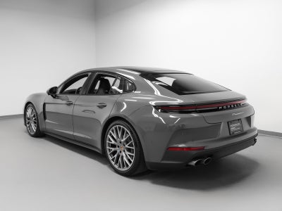 2025 Porsche Panamera 4