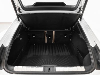 2025 Porsche Panamera 4