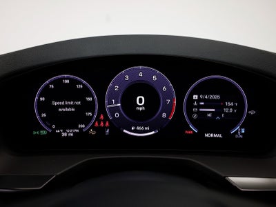 2025 Porsche Panamera 4