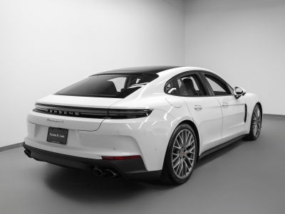 2026 Porsche Panamera Panamera 4