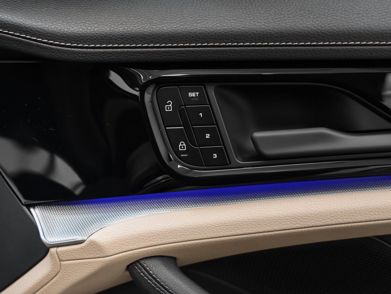 2026 Porsche Panamera Panamera 4