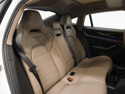 2026 Porsche Panamera Panamera 4