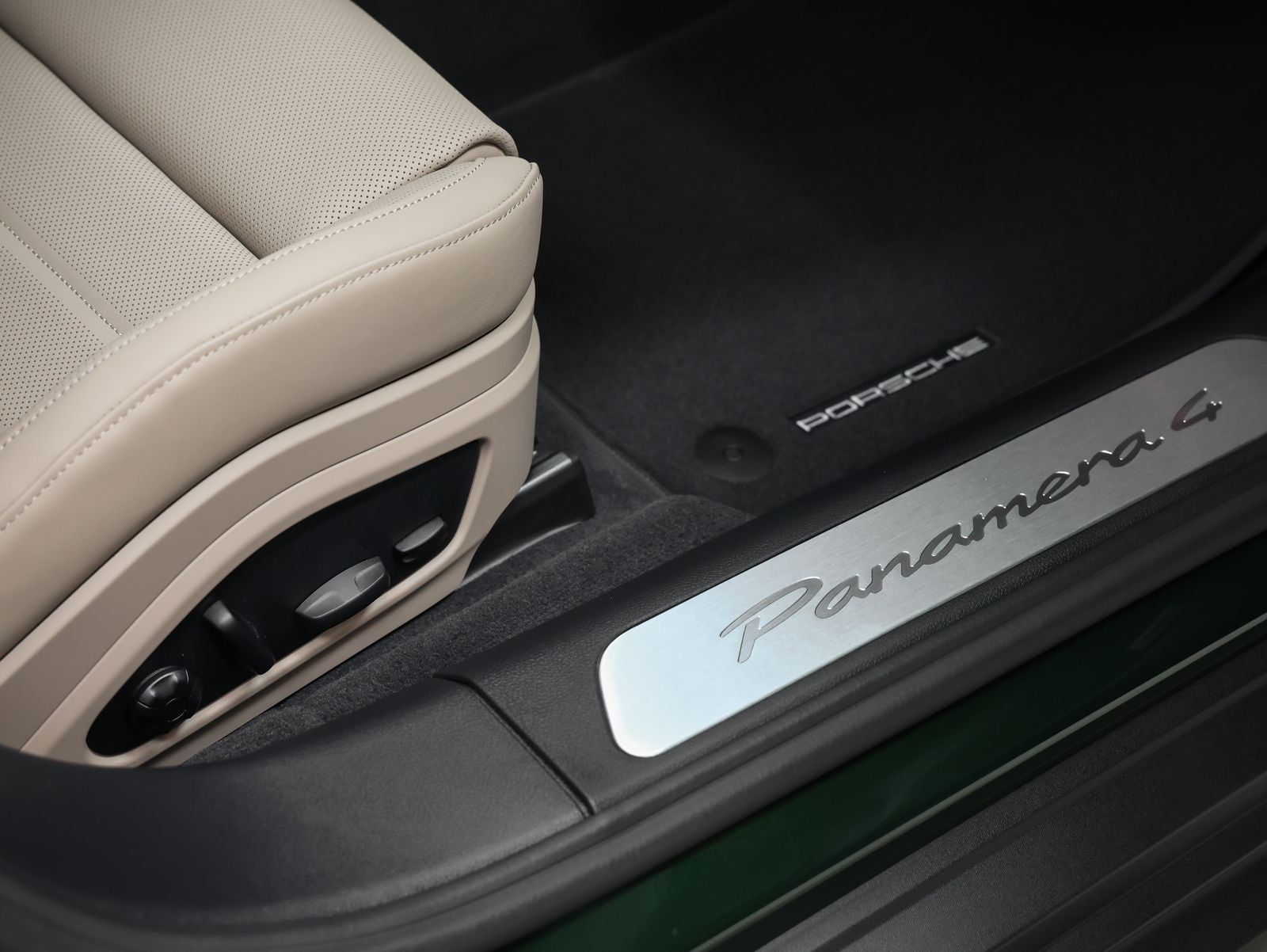 2026 Porsche Panamera Panamera 4