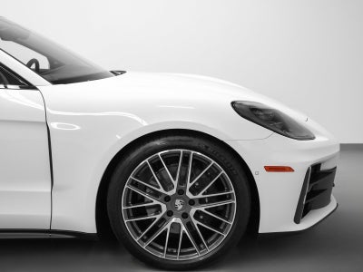 2025 Porsche Panamera Panamera 4