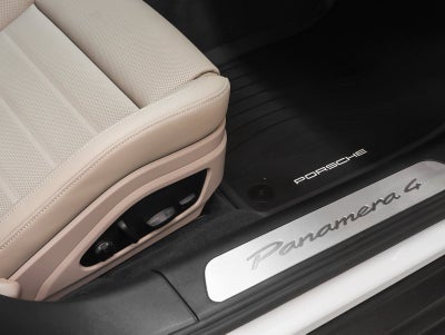 2025 Porsche Panamera Panamera 4